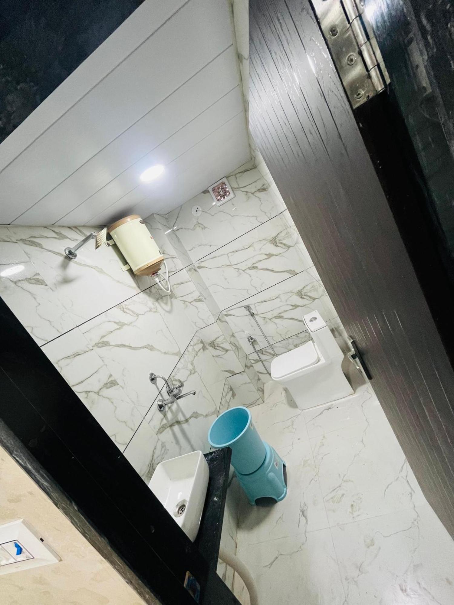 Hotel Sk Tower ウッジャイン エクステリア 写真